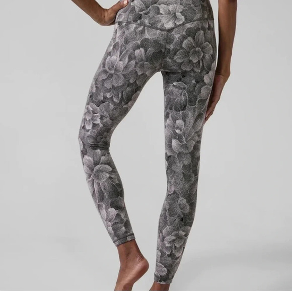 Athleta Elation Textured Tight Legging Chakra Floral Black Sea Salt Size XS - Picture 2 of 5